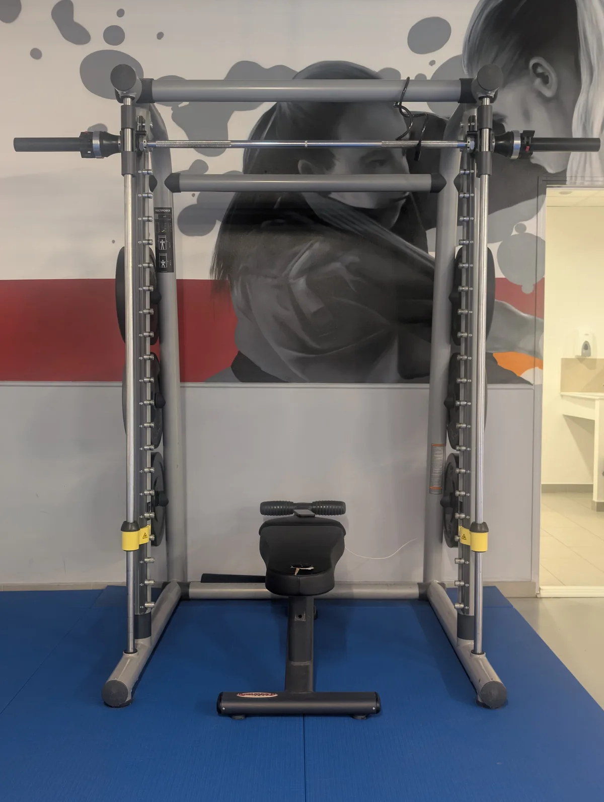 Smith machine professionnelle avec banc réglable pour musculation